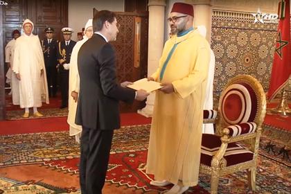  l’Ambassadeur extraordinaire et plénipotentiaire de Bulgarie S.E.M. Yuri STERK a présenté ses lettres de créance à Sa Majesté le Roi du Maroc Mohamed VI